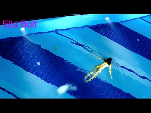 ❤️ Ùn possu micca piantà di fighjulà, ghjovana bionda catturata nuda in piscina ELLA BOLT Cazzo à co.hentaizm.ru ❌❤